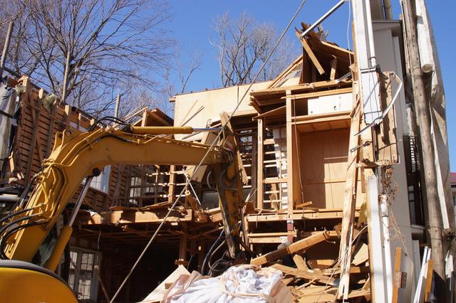 住宅の解体費用の目安とその業者の探し方